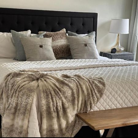 Vine City Home - Duplex - 3 Mins From Gwcc & Mercedes- Benz Stadium Atlanta Ngoại thất bức ảnh